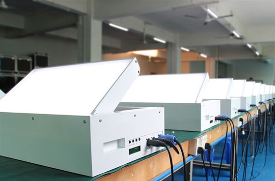 會議室翻轉(zhuǎn)面光燈